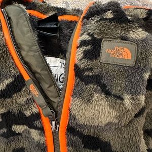 The North Face Baby Denali one piece with hood Camo